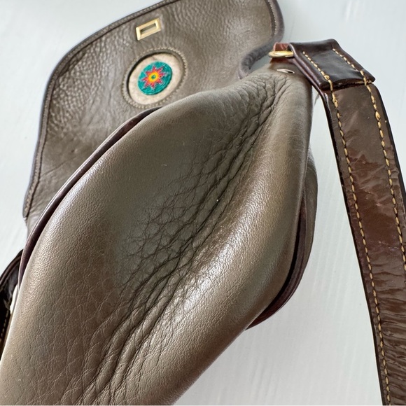 Handmade authentic leather crossbody bag with hand beaded detail - Picture 9 of 12
